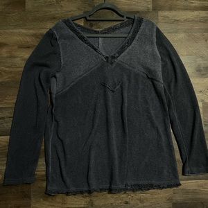 Dark blue boutique long sleeved V-necked tunic top